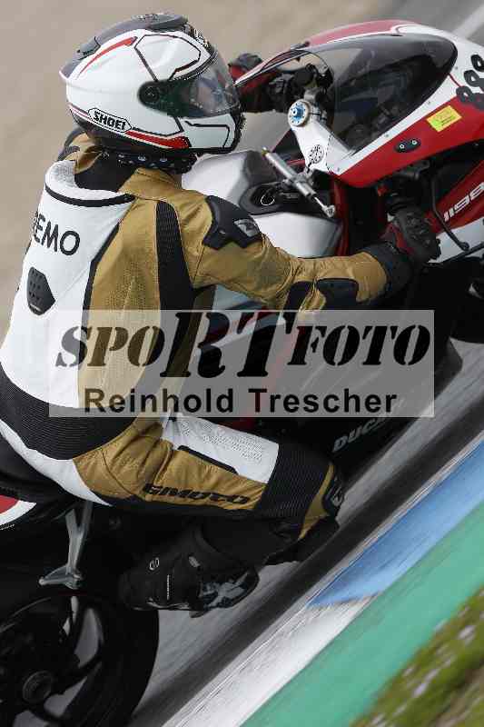 Archiv-2025/02 28.-31.01.2025 Moto Center Thun Jerez/gruen-green/888